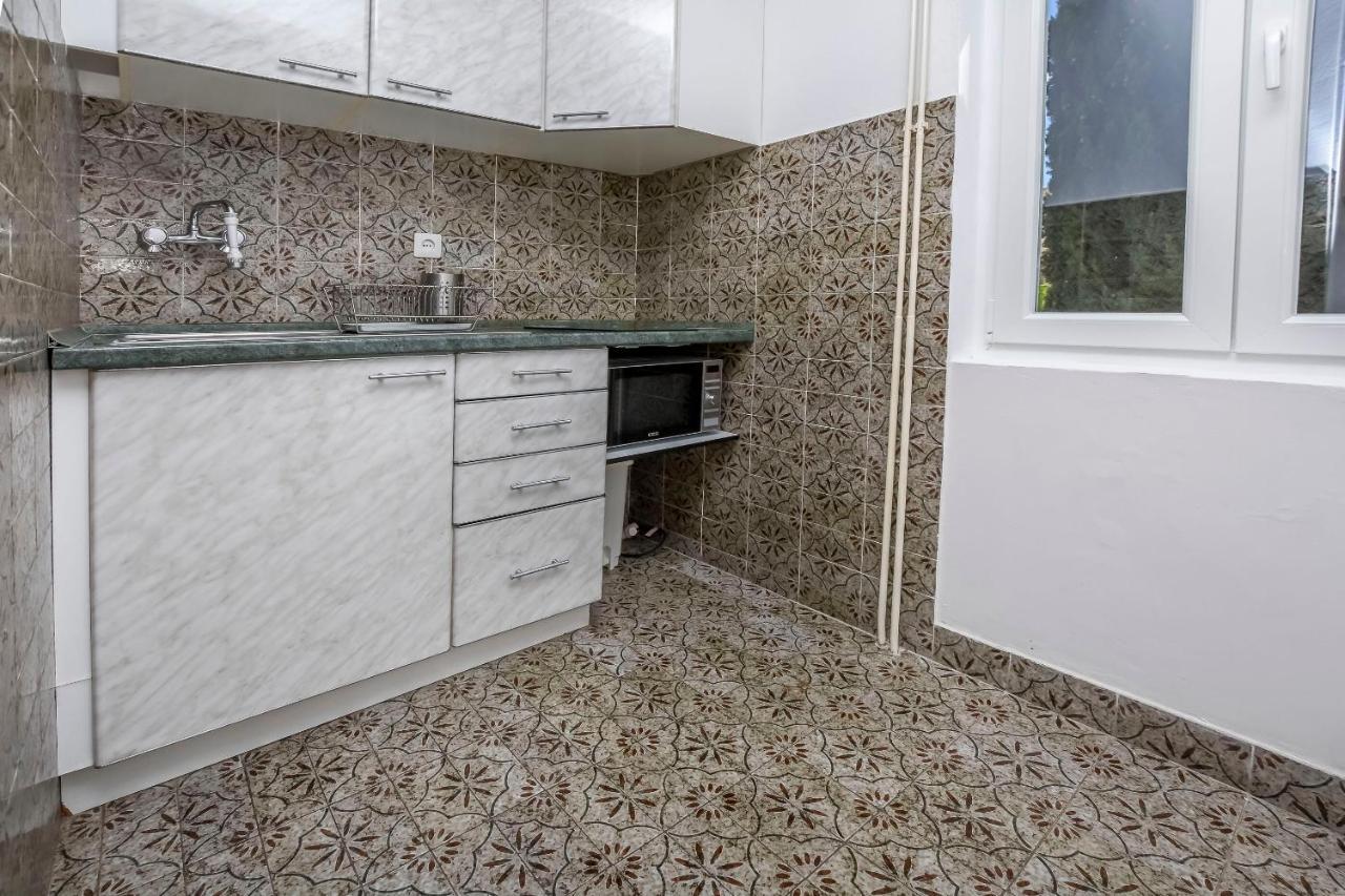 Apartments Dajana Primosten Ngoại thất bức ảnh